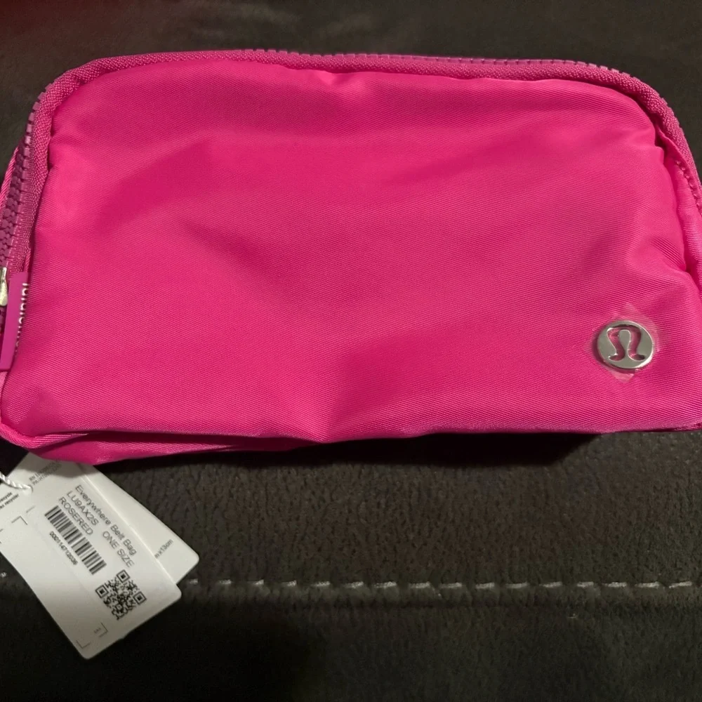 Lululemon Athletica Fuchsia Pouch - Picture 2 of 5